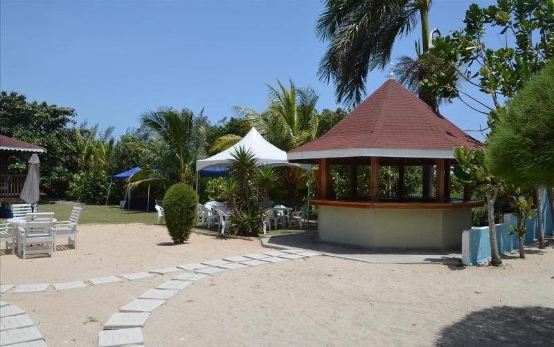 Ocho Rios Under The Palms Villa ภายนอก รูปภาพ
